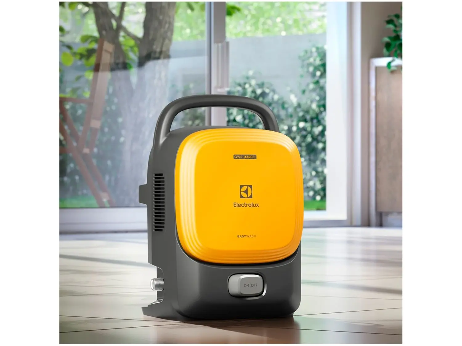 Electrolux Lavadora de Alta Pressão 1650PSI 1400W de Potência com Engate Rápido EasyWash Lava Jato Lava Car QWS1650 127v Amarela