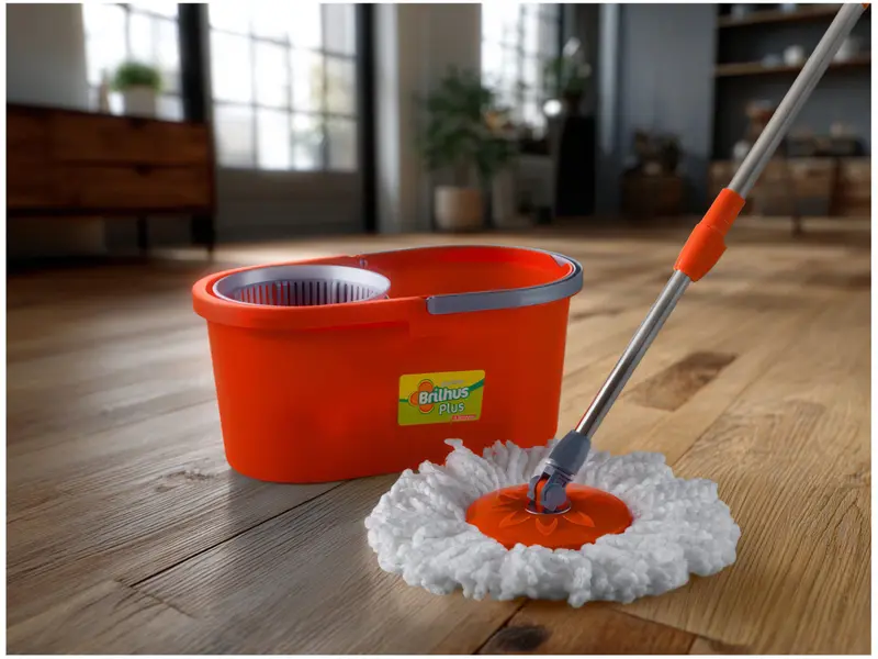 Esfregona Giratório Bettanin Brilhus Spin - com Balde Microfibra