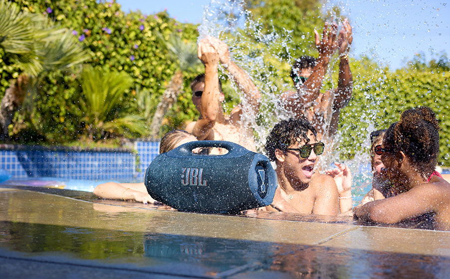 Caixa de Som JBL Boombox 4 Bluetooth Amplificada Portátil